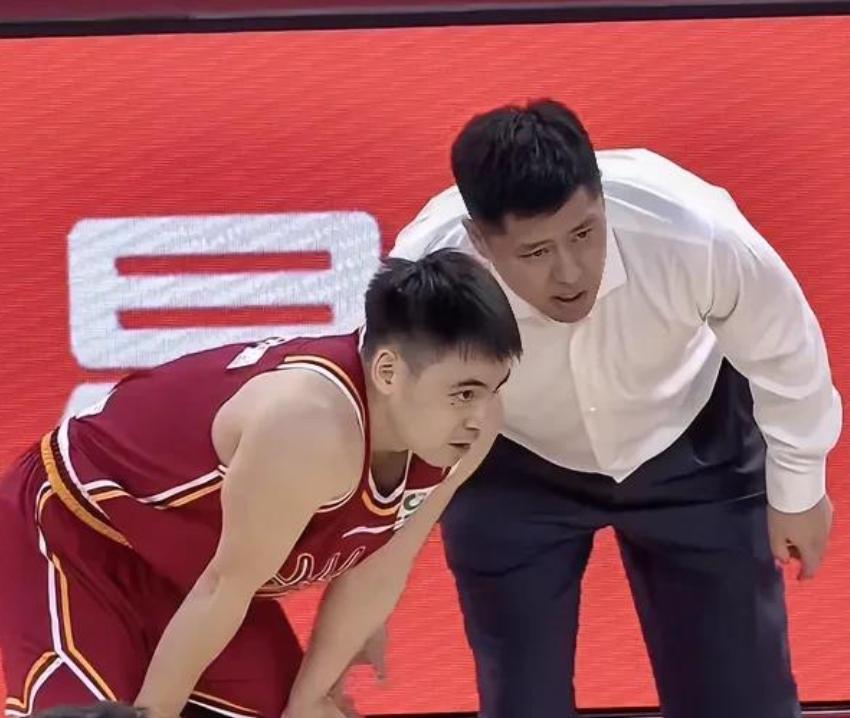 美播客前瞻NBA总决G5谈詹皇流言