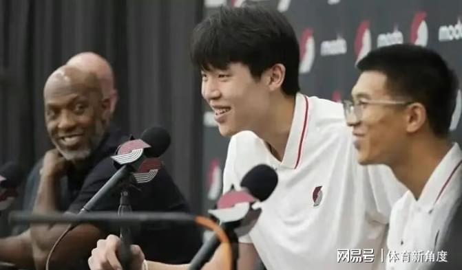 2026届新秀巡礼之伯里斯:华裔血统,有无球兼备的成熟双能卫