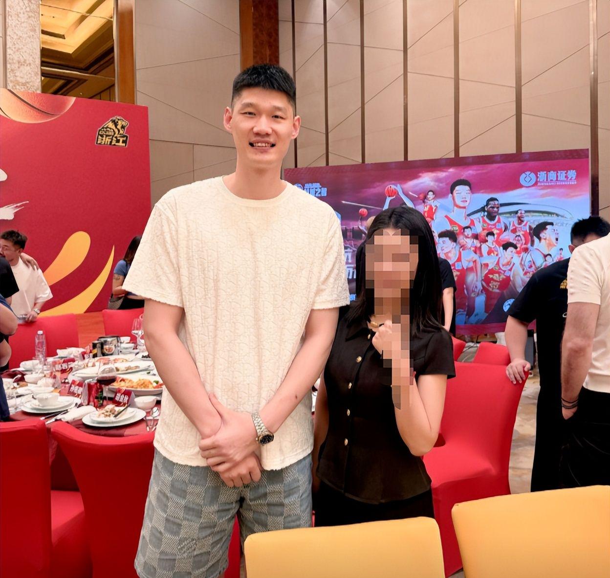 总决赛G5马刺科内特出战成疑