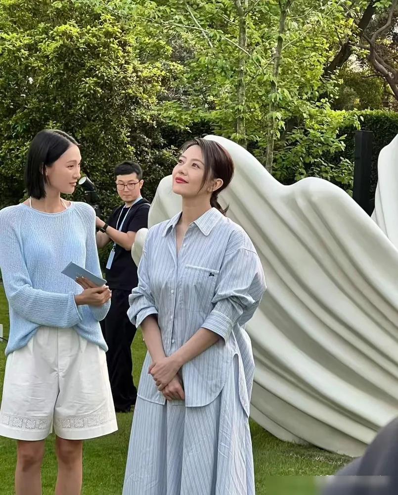 生涯进球数超越卡钦斯,格里娜升至历史第12